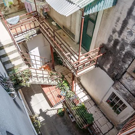 Apartamento Petrangela *